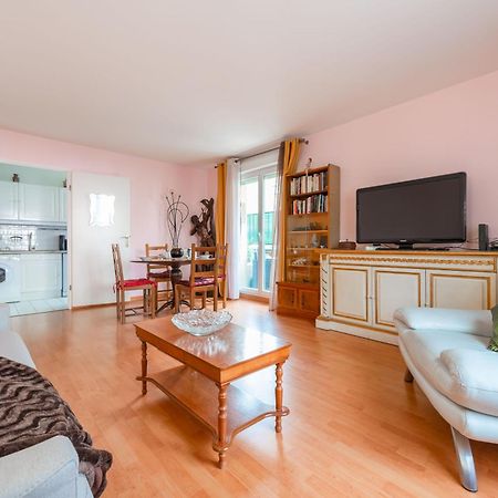 Willow - Fairytale Factory Apartment Serris Bagian luar foto